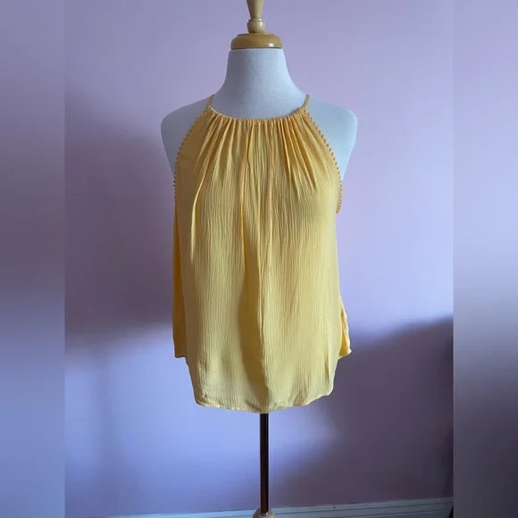 H&M Yellowy Peach Tank Top - Picture 2 of 9